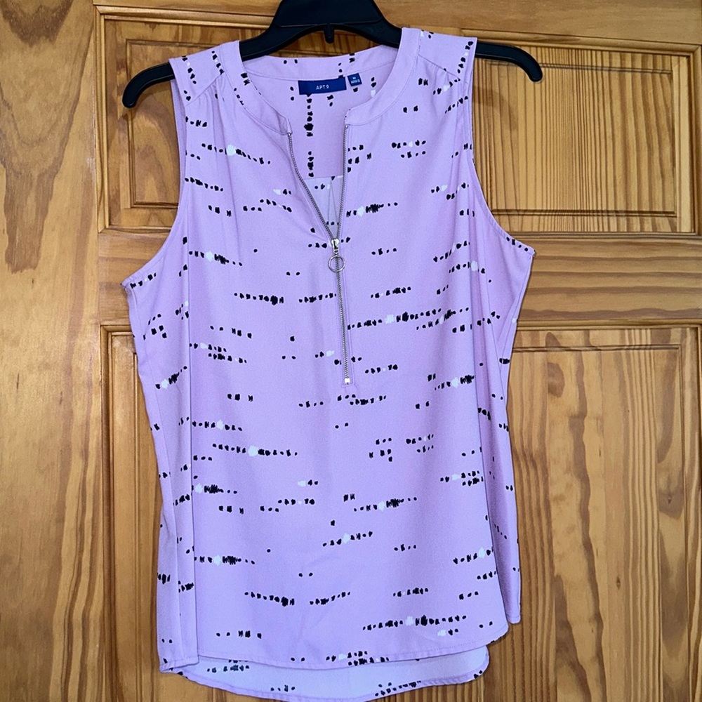 EUC women’s sleeveless top size med